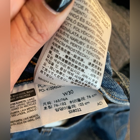 Levi's 501 Mid Thigh High Rise Button Fly Shorts, Size 30 - Picture 4 of 4